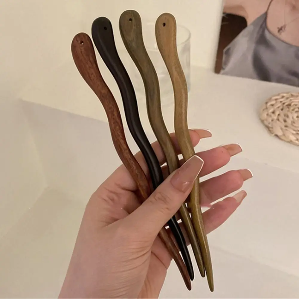 Bâton à cheveux japonais en bois vintage