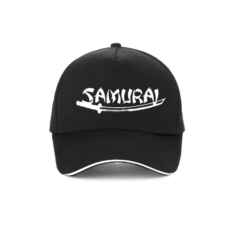 Casquette Japonaise Au Design Épuré