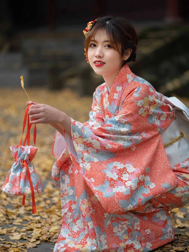 Kimono Japonais Fleuri Femme - Image 3