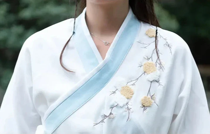 Robe Longue Traditionnelle Japonaise - Image 12